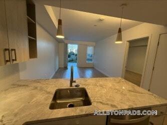 Building Photo - 55 Brighton Ave