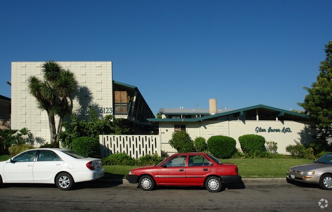 Building Photo - Glen Haven Apts