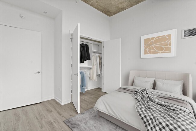 Building Photo - 808 N Cleveland Ave