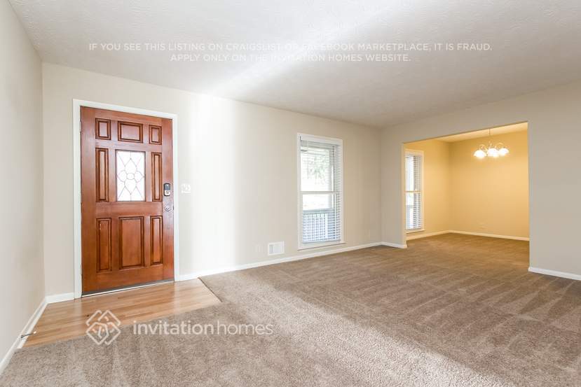 Building Photo - 1908 Englewood Way SW