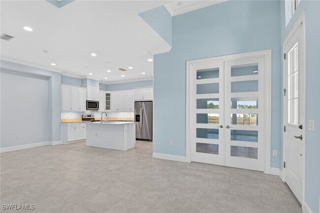 Building Photo - 8813 Yucatan Ct