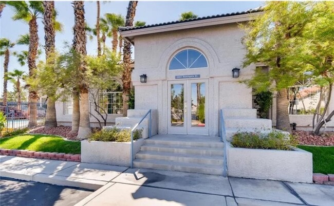 Building Photo - GREEN VALLEY CONDO IN  RENOVATED CONDITION