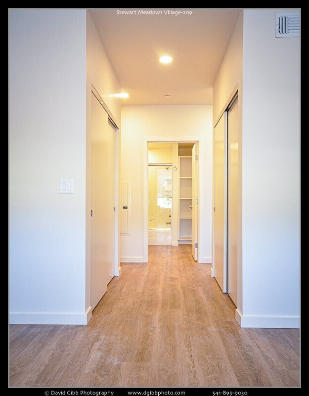 Building Photo - One bed, One bath Luxury Apartment at Stewart Meadows - Available June