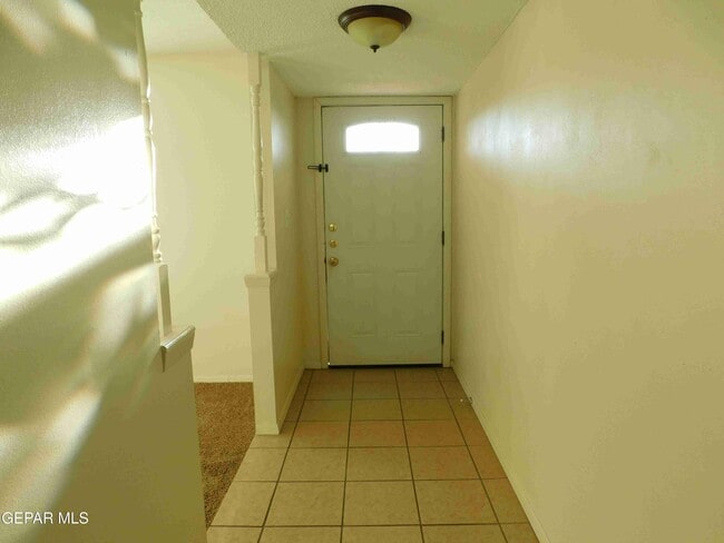 Building Photo - 225 3 Rivers Dr