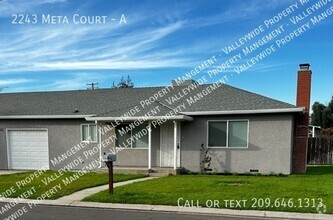 Building Photo - Cute and Cozy Modesto 2 Bedroom 2 Bath Duplex