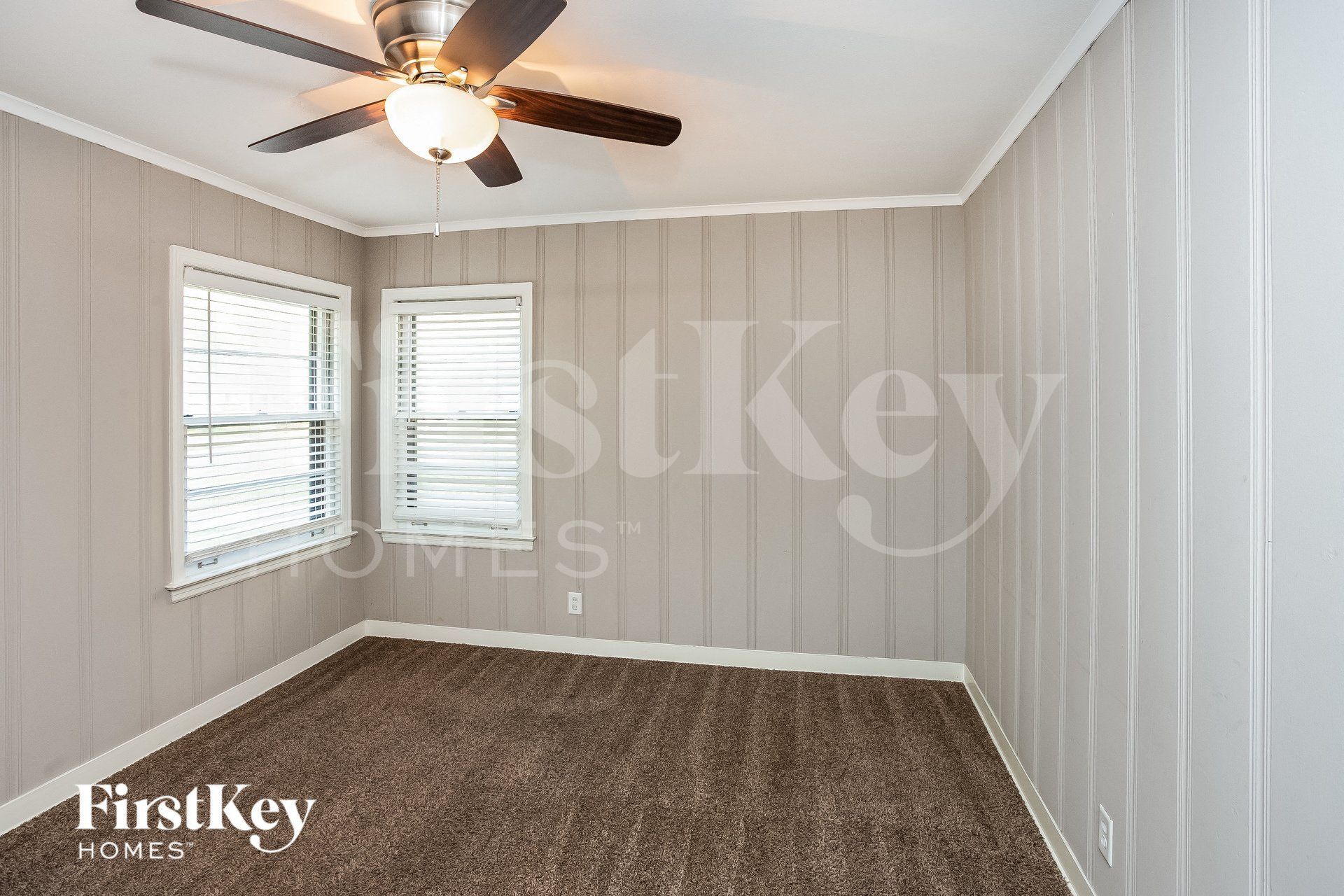 Building Photo - 4549 Leatherwood Ave