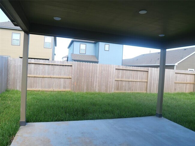 Building Photo - 6435 Downey Ln