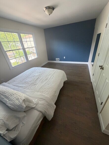 1 bedroom - 128 Baltimore Ave