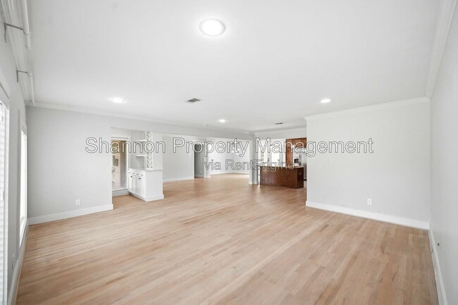 Building Photo - 2602 Tannehill Dr