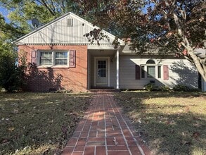 Building Photo - 110 Potomac Ave