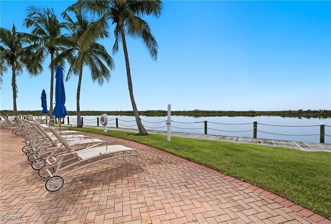 Building Photo - 12601 Mastique Beach Blvd