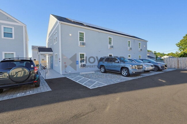 Building Photo - 50 Yarmouth Rd