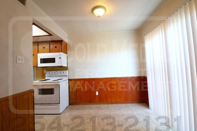 Building Photo - 3906 Charolais Dr