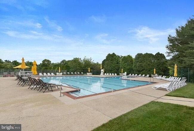 Building Photo - 132 Neyland Ct