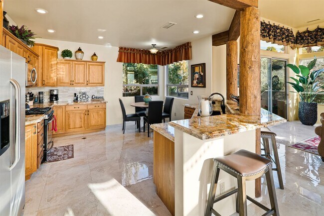 Building Photo - 2450 Mule Deer Rd
