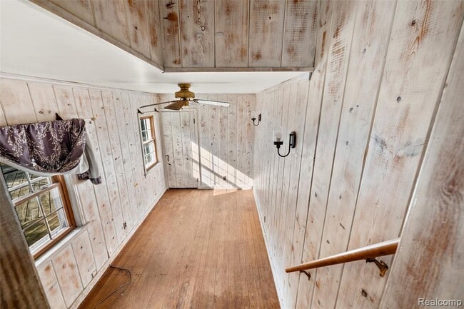 Building Photo - 1674 Eaton Rd