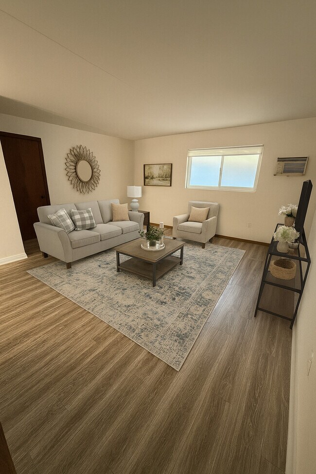 Building Photo - 138 E Bailey Rd