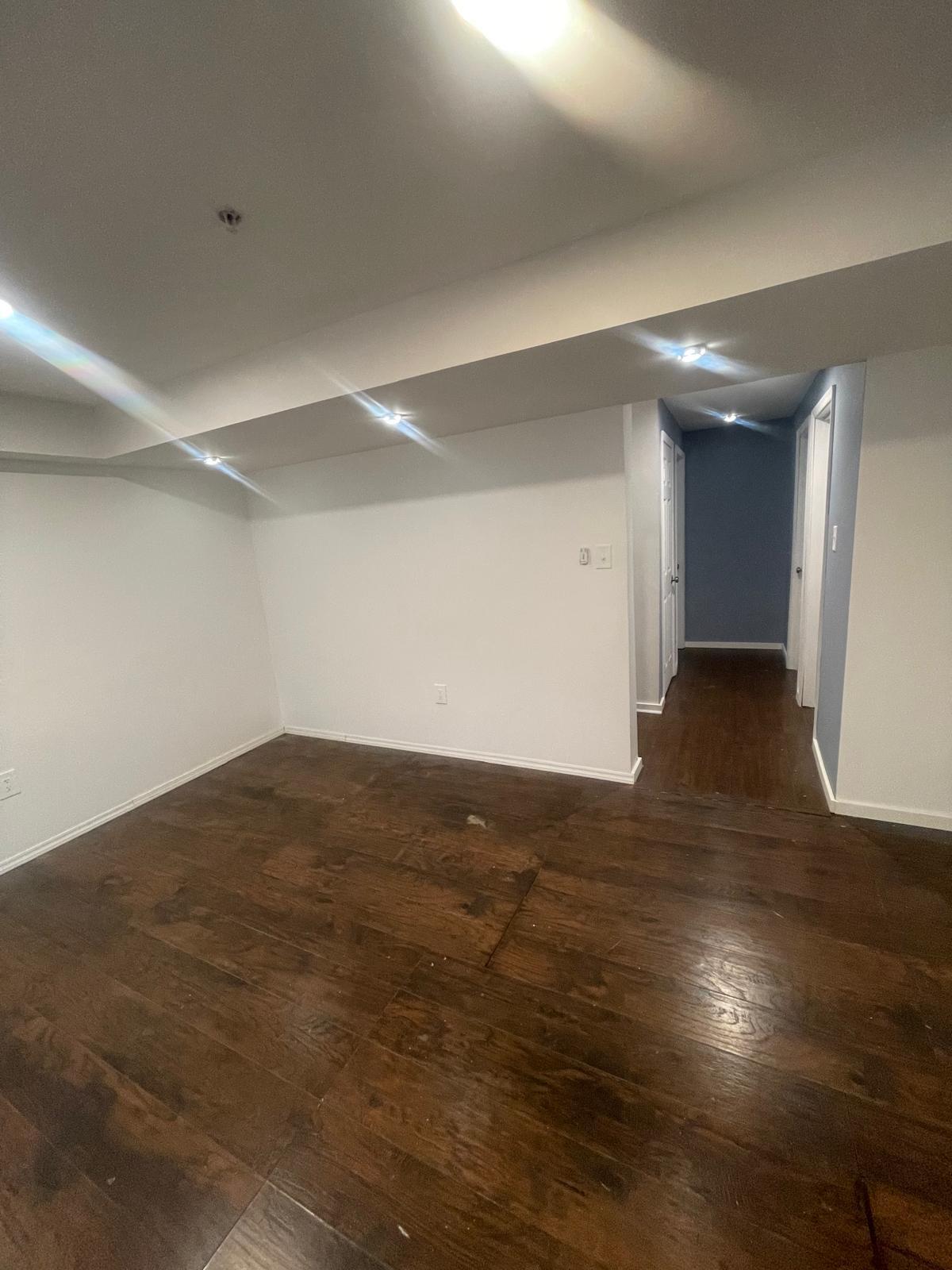 lobby-living room - 10340 Bridle Ct