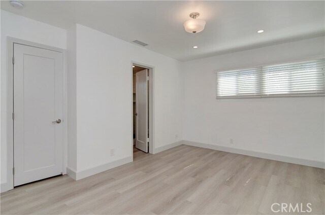 Building Photo - 527 Westminster Ave