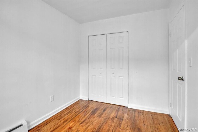 Building Photo - 523 E 148th St