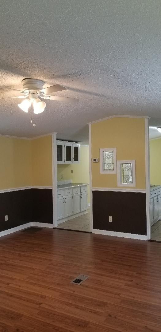 Building Photo - 169 Brentwood Ln