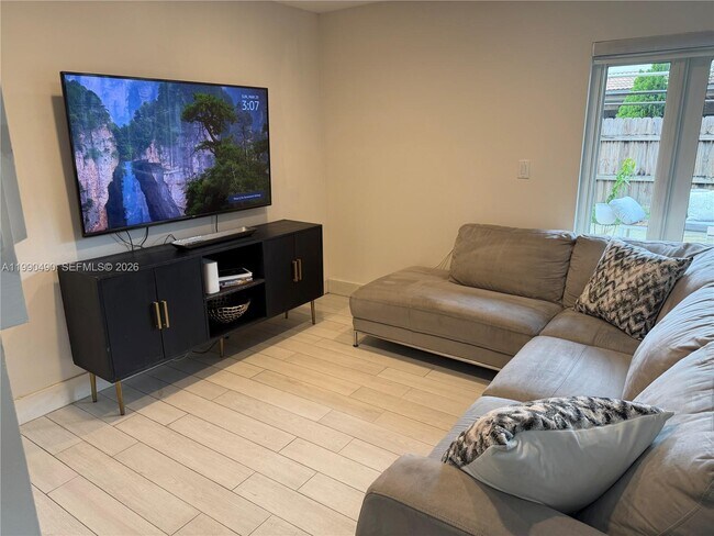 Building Photo - 7431 SW 163rd Pl