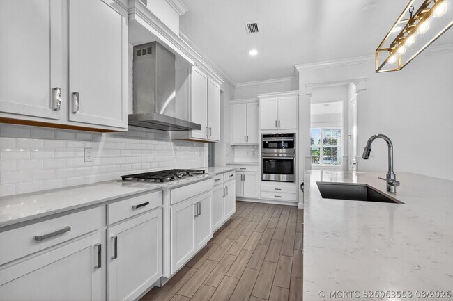 Building Photo - 799 Hookline Cir