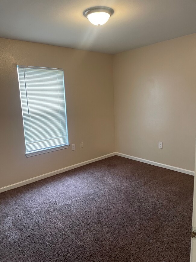 Building Photo - 5443 Banyan Trace Dr