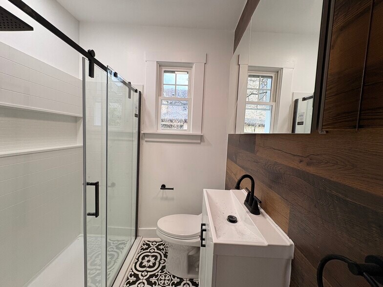 Building Photo - 7128 Card Ln