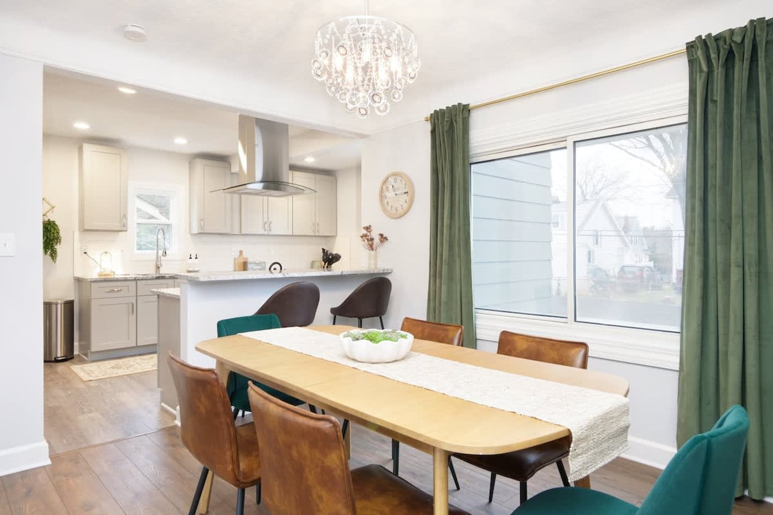 Building Photo - 3544 Tuttle Ave