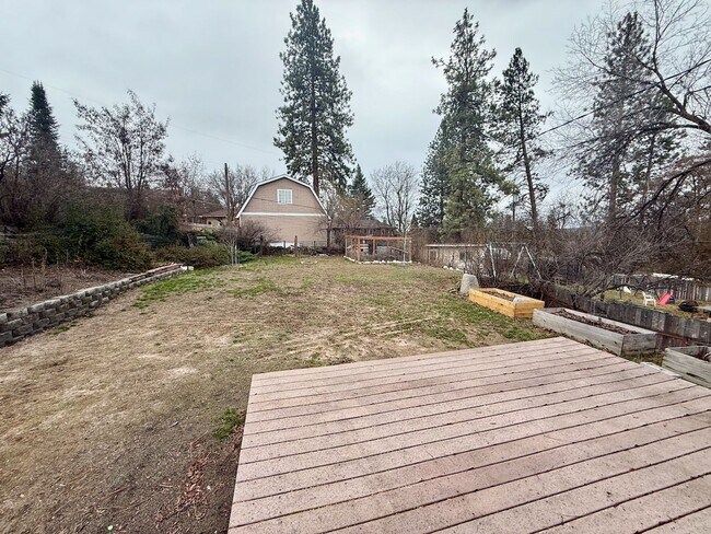 Building Photo - Immaculate FULL-REMODEL: 3 Bed 2 Bath Spokane Home w/ Brand New Everything!!