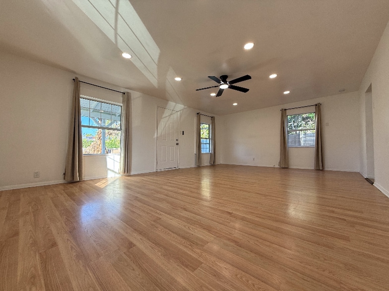 Building Photo - 6054 Colfax Ave