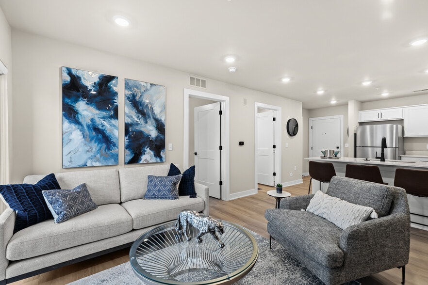 Primary Photo - The Town Center Villas