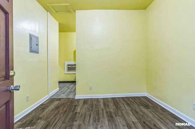 Building Photo - Charming 1BR Duplex in Fort Valley
