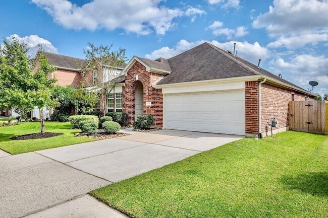 Building Photo - 30306 Castle Forest Dr
