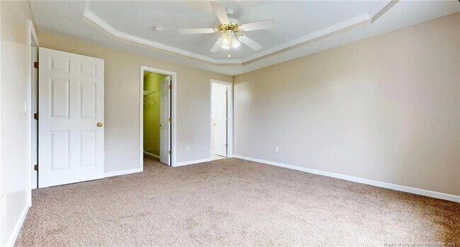 Building Photo - 10 Valley View Ct