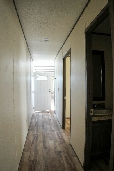 Building Photo - 2804 Halite Bend