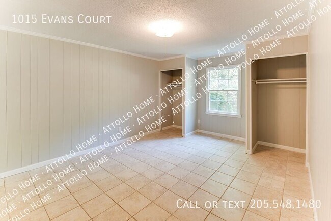 Building Photo - 1015 Evans Ct