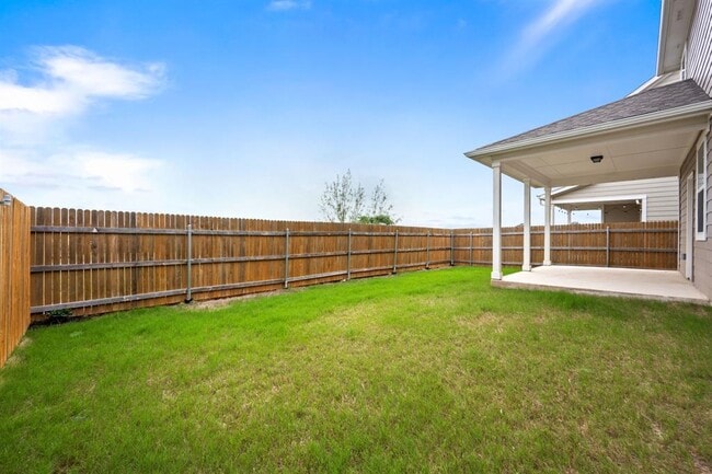 Building Photo - 2902 Tavern Dr