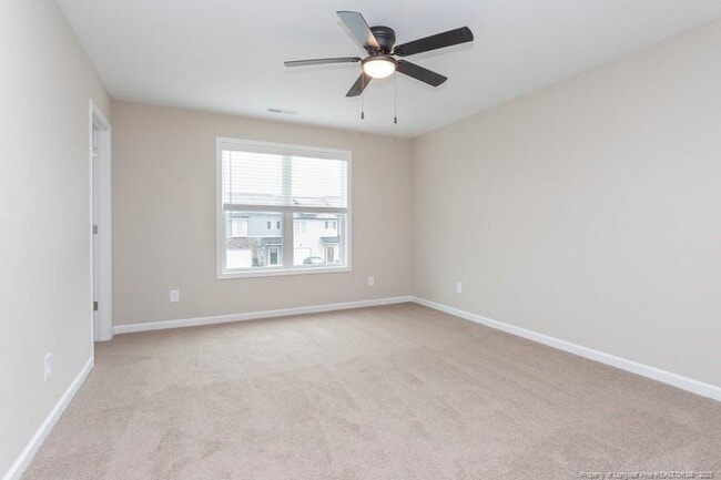 Building Photo - 961 Kingscote Dr
