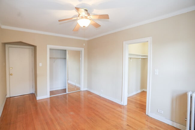 Building Photo - 5214 S Woodlawn Ave