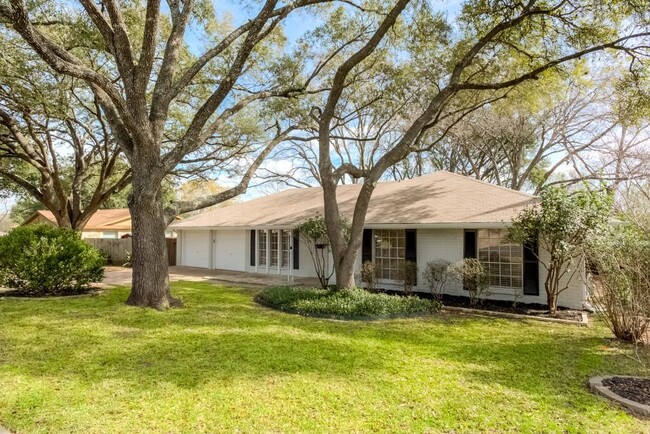 Primary Photo - 7403 Glenhill Rd