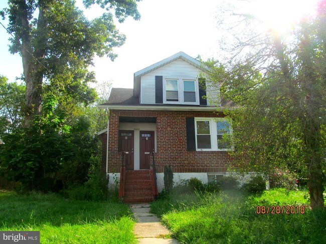 Building Photo - 3203 Mary Ave