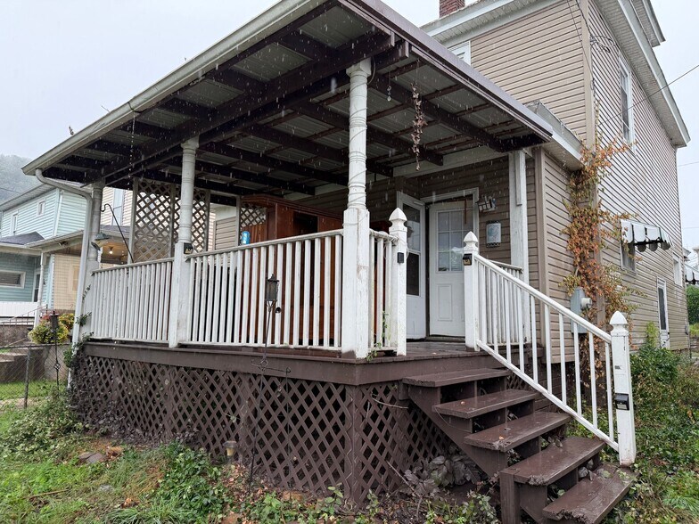 Building Photo - 4320 Gallia St