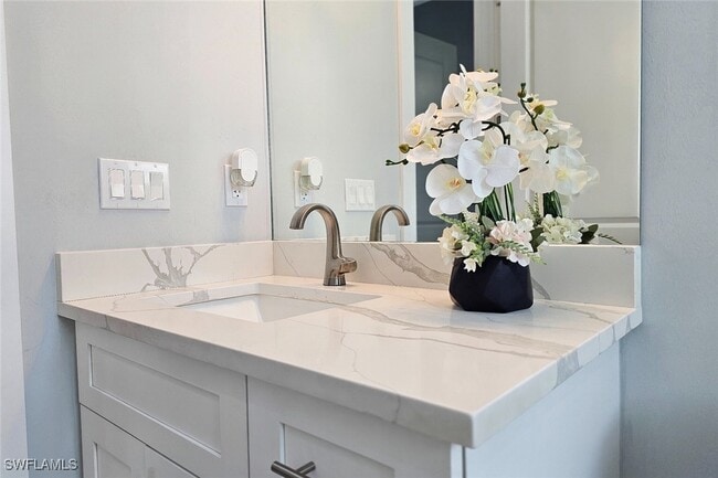 Building Photo - 2330 4th Ave SE