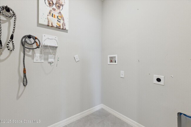 Building Photo - 1103 Dunes Ave