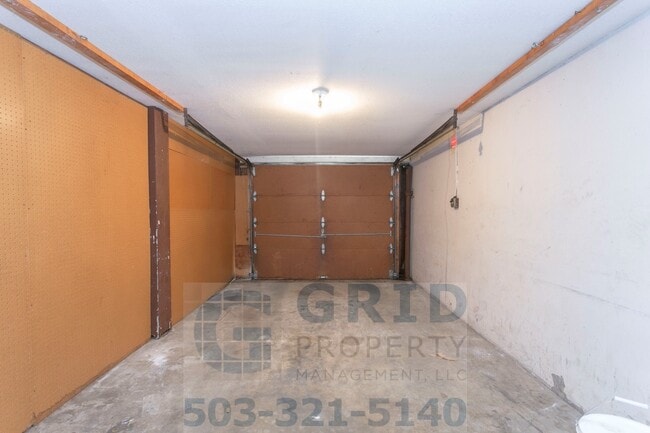 Building Photo - GPM475 - SE Woodward St (T1)