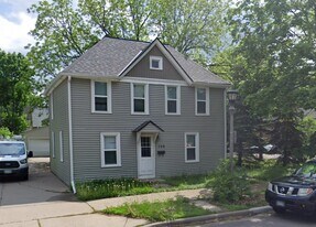 Building Photo - 726 Randolph Ave