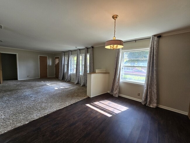 Building Photo - 516 Lehigh Pl