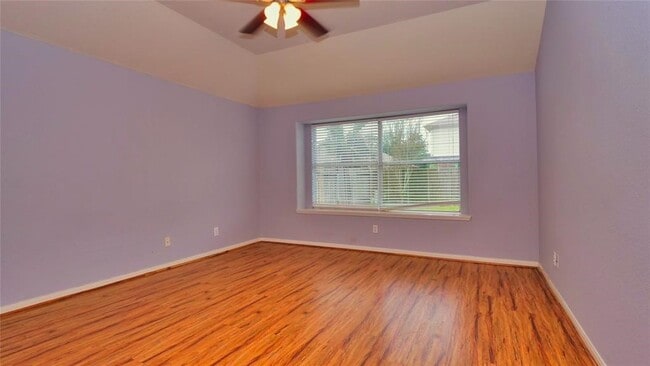 Building Photo - 10235 Riderdale Park Ln